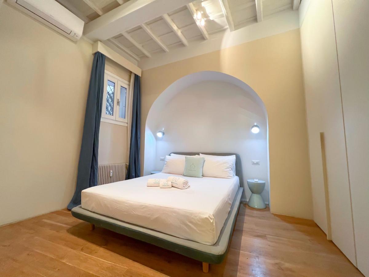 Апартаменты Luxury House & Secret Garden - Strategic Location, 100M To Metro B Рим Экстерьер фото