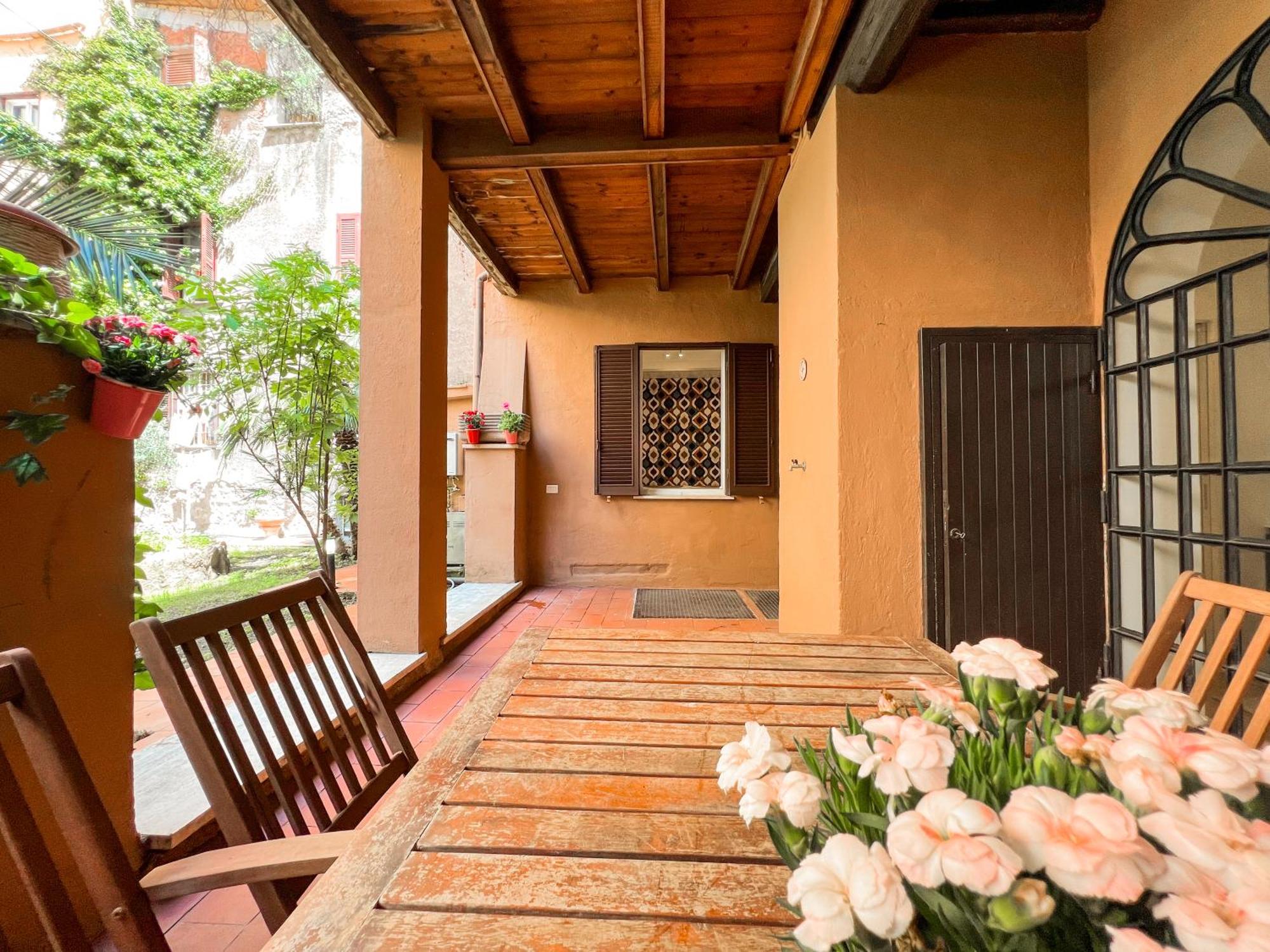 Апартаменты Luxury House & Secret Garden - Strategic Location, 100M To Metro B Рим Экстерьер фото